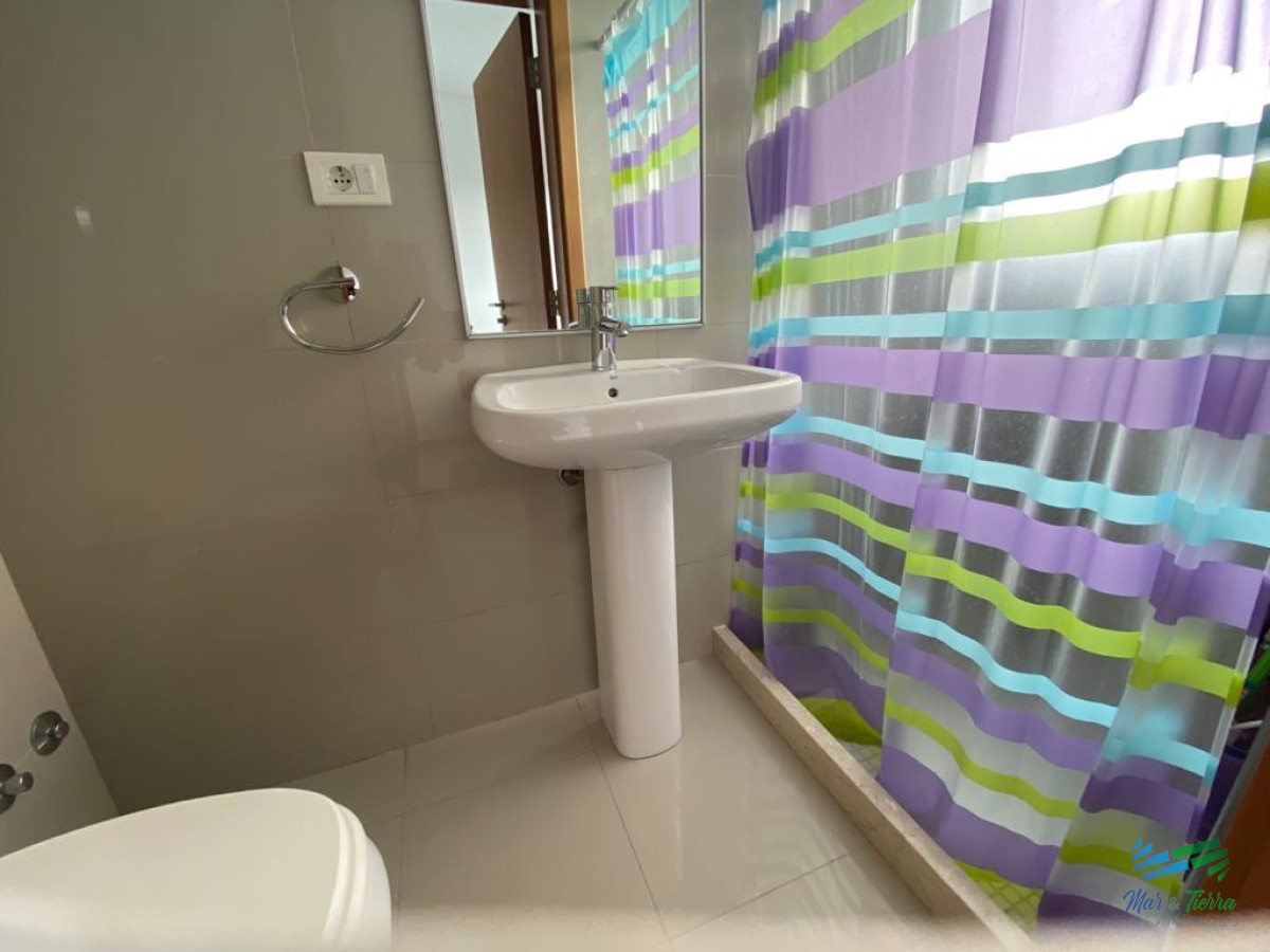 Apartamento ID.2728 - Vendo apartamento 3 dormitorios en brava frente al mar, Punta del Este.