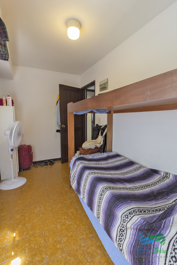 Apartamento ID.2489 - Departamento 3 dormitorios en venta, reciclado, frente al mar, Peninsula, Punta Del Este.
