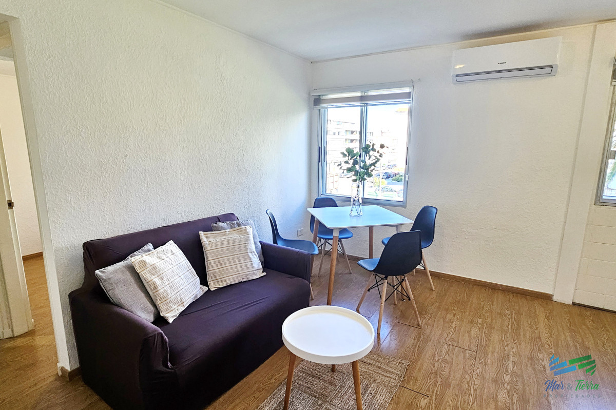 Apartamento ID.96 - En venta apartamento 1 dormitorio en Penisula, Punta del Este