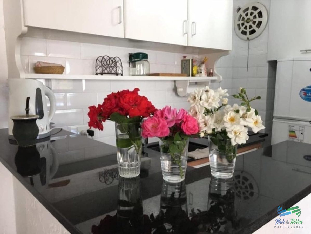 Apartamento ID.2239 - En venta apartamento 1 dormtorio en playa Mansa, Punta del Este 