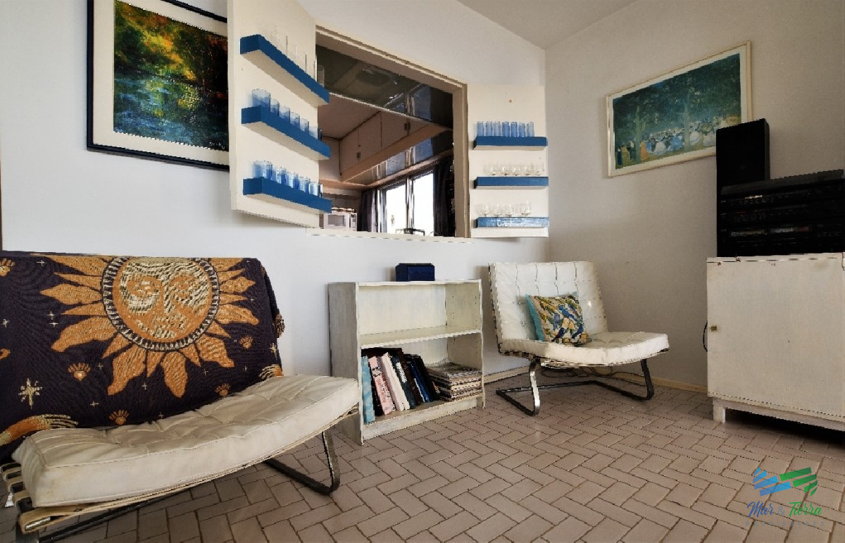 Apartamento ID.2156 - Venta de Apartamento 2 dormitorios en Playa Mansa, Punta del Este.  