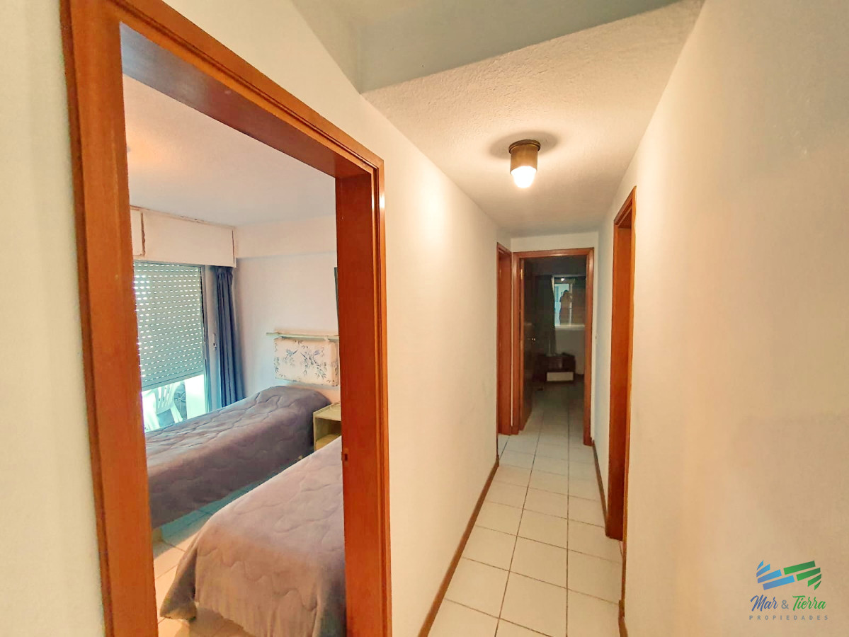 Apartamento ID.4481 - DEPARTAMENTO FRENTE AL MAR CON TRES DORMITORIOS, ALQUILER DE TEMPORADA 2024, PUNTA DEL ESTE. 