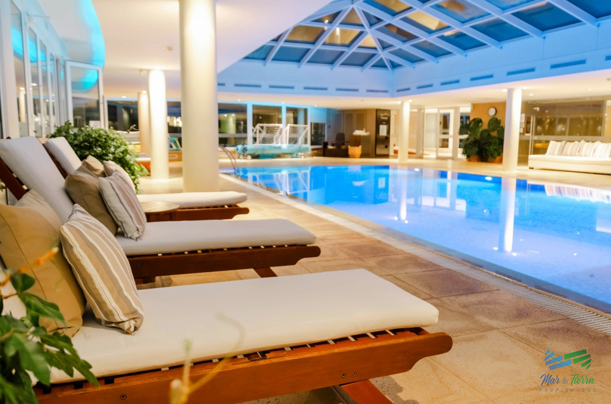 Apartamento ID.3947 - Venta de apartamento dúplex en complejo Veramansa sobre playa Mansa de punta del Este