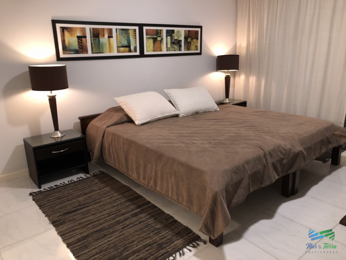 Apartamento ID.2275 - En venta.. piso intermedio, planta amplia muy luminosa, en excelente condiciones.