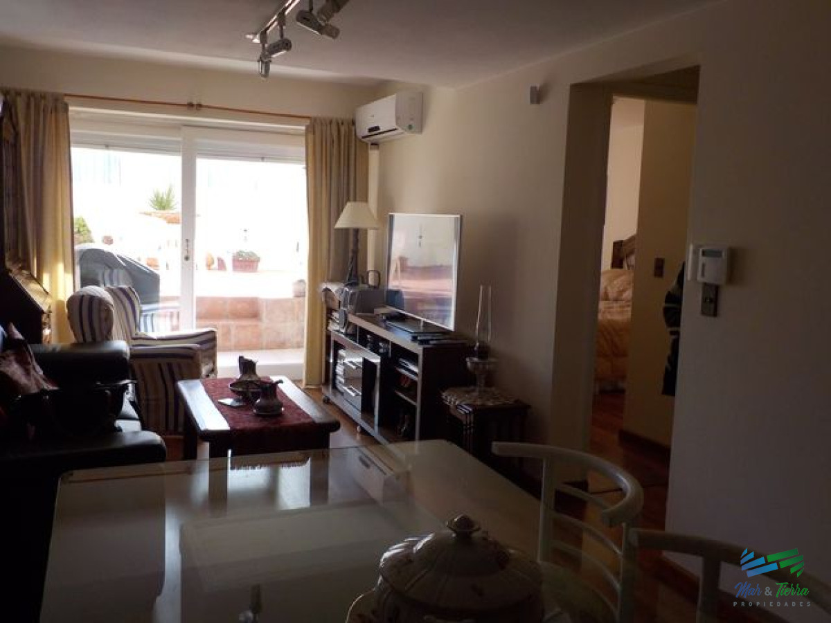 Apartamento ID.2327 - Amplio apartamento en venta, zona Aidy Grill, Punta del Este 
