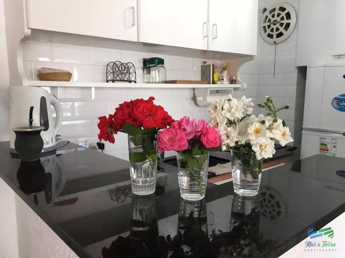 Apartamento ID.2239 - venta apartamento en playa Mansa, Punta del Este 