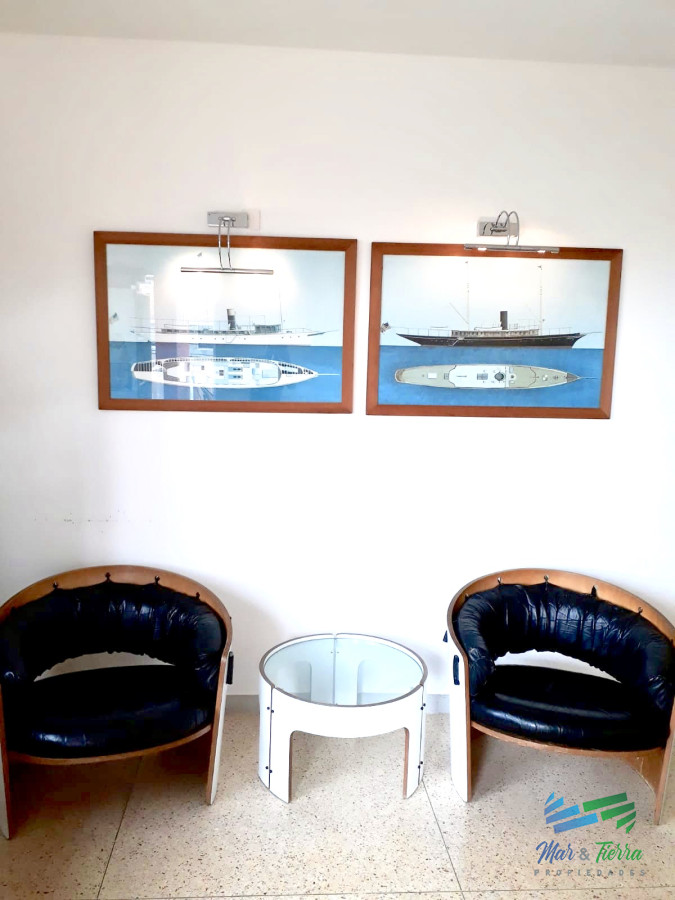 Apartamento ID.1405 - Oportunidad en venta con vista al mar, totalmente reciclado