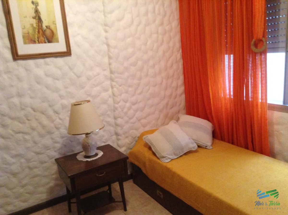 Apartamento ID.472 - Alquilo apartamento 3 dormitorios en Playa Mansa, Punta del Este