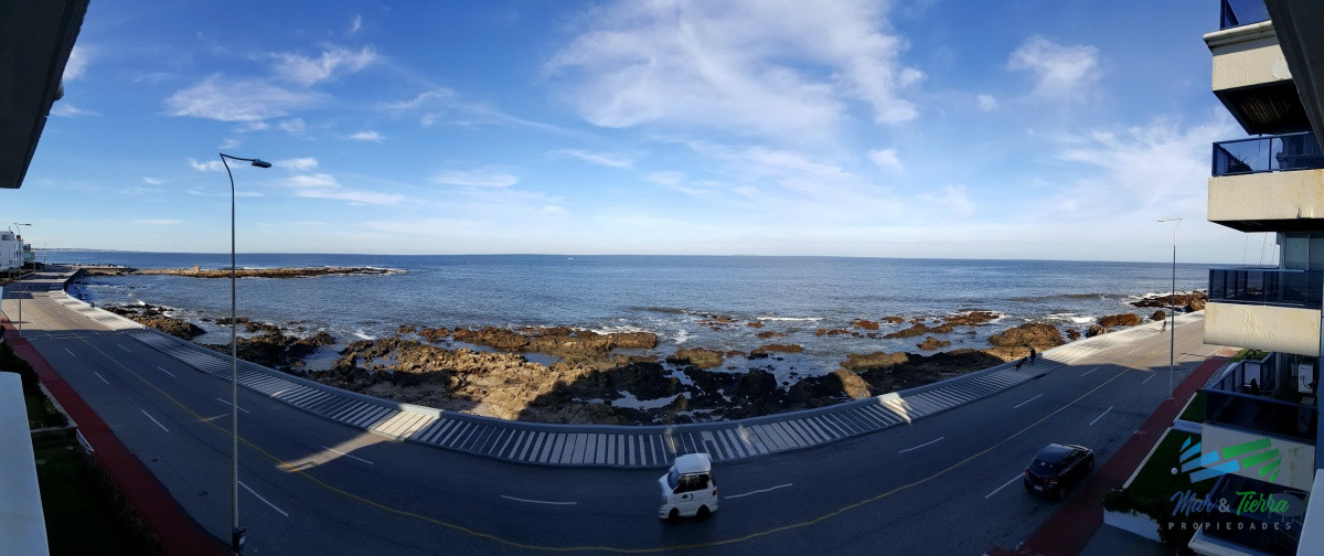 Apartamento ID.1243 - Vendo apartamento 3 dormitorios, frente al mar en Peninsula, Punta del Este