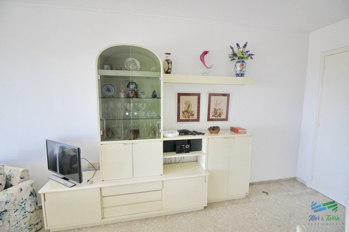 Apartamento ID.2502 - En venta apartamento 3 dormitorios en primera linea sobre Playa Mansa, Punta del Este.