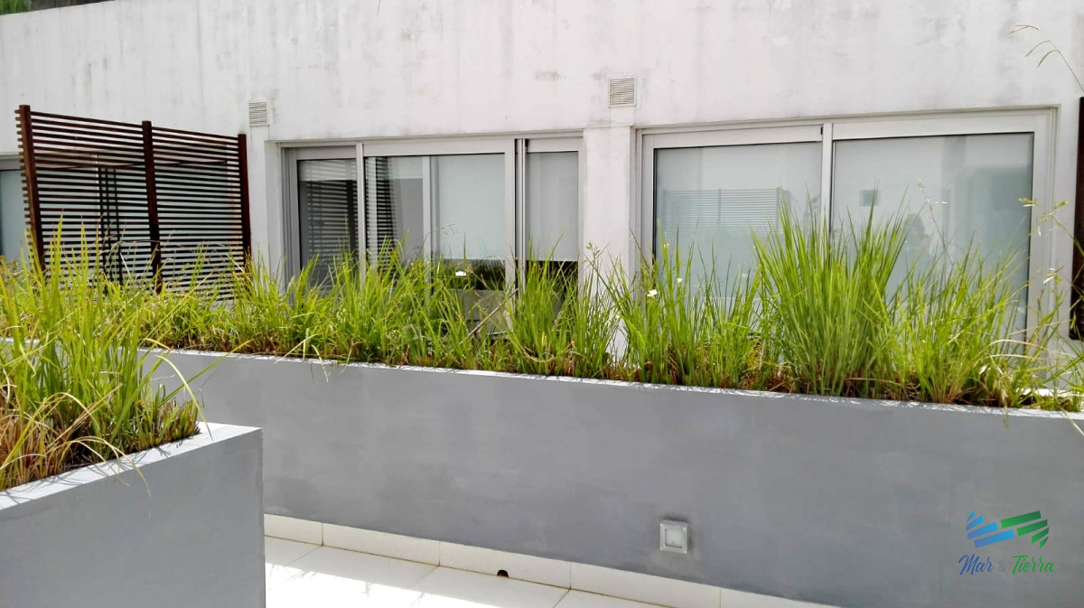 Apartamento ID.4911 - En venta apartamento 1 dormitorio con piscina en Peninsula, Punta del Este