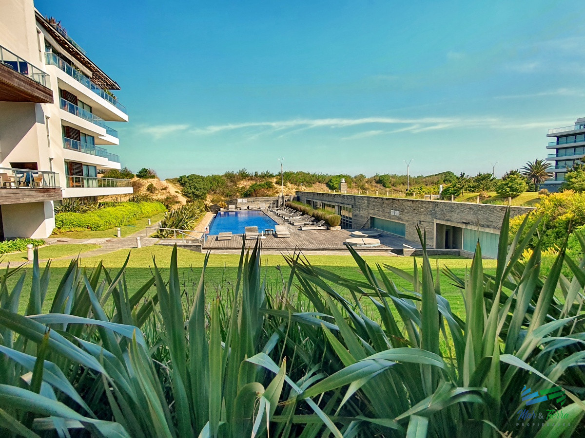 Apartamento ID.3062 - Vendo apartamento de 2 dormitorios y 3 baños. Rincón del Indio, Punta del Este.
