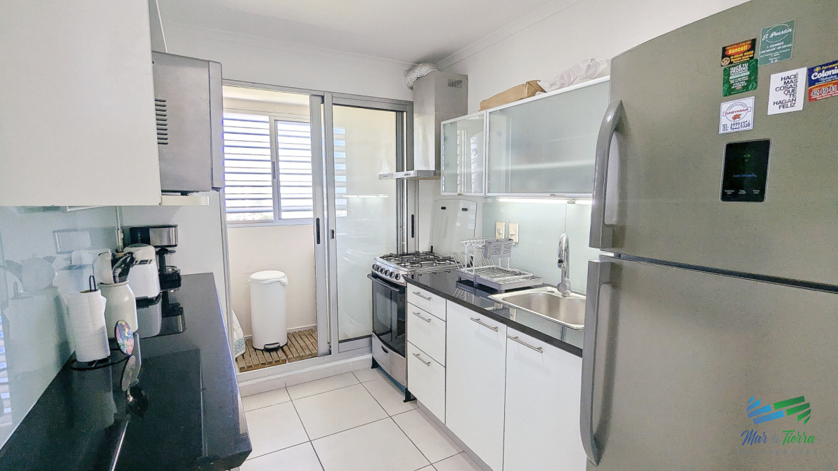 Apartamento ID.5658 - Alquiler baja temporada apartamento de 2 dormitorios en torre Ocean Drive Punta del Este