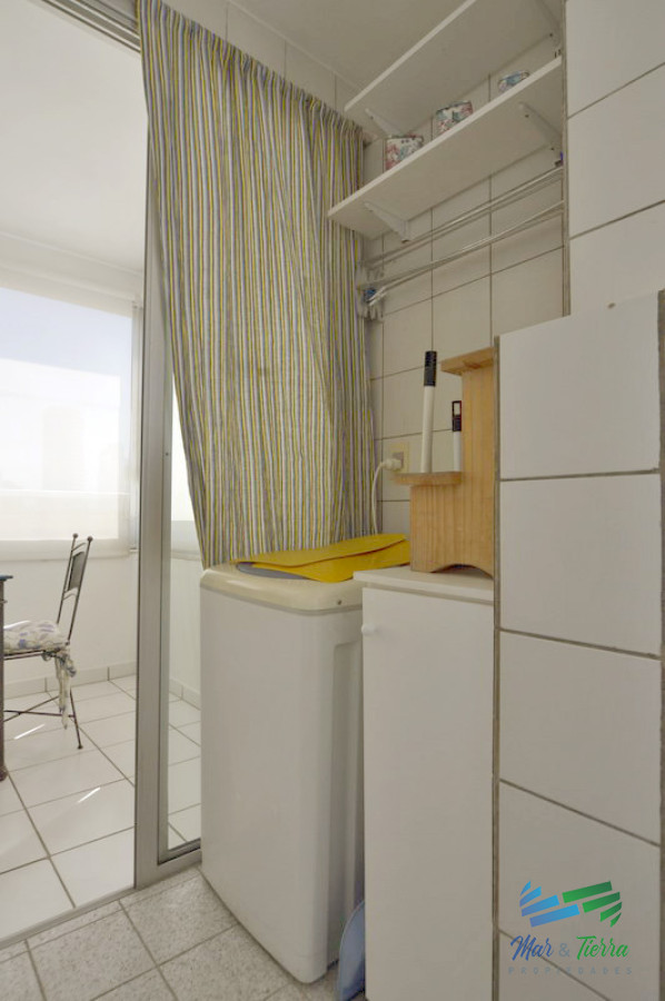 Apartamento ID.2675 - En venta.. muy buena oportunidad a pasitos del mar.