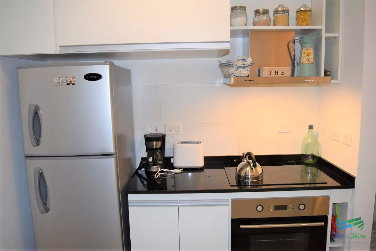 Apartamento ID.4330 - Vendo apartamento 2 dormitorios con servicios en parada 2 Brava, Punta del Este