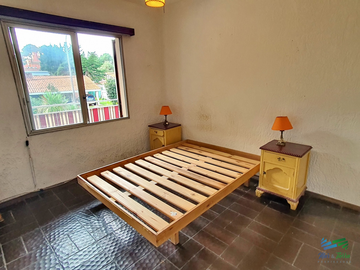 Apartamento ID.4396 - Alquilo anual apartamento 1 dormitorio en playa mansa, Punta del Este