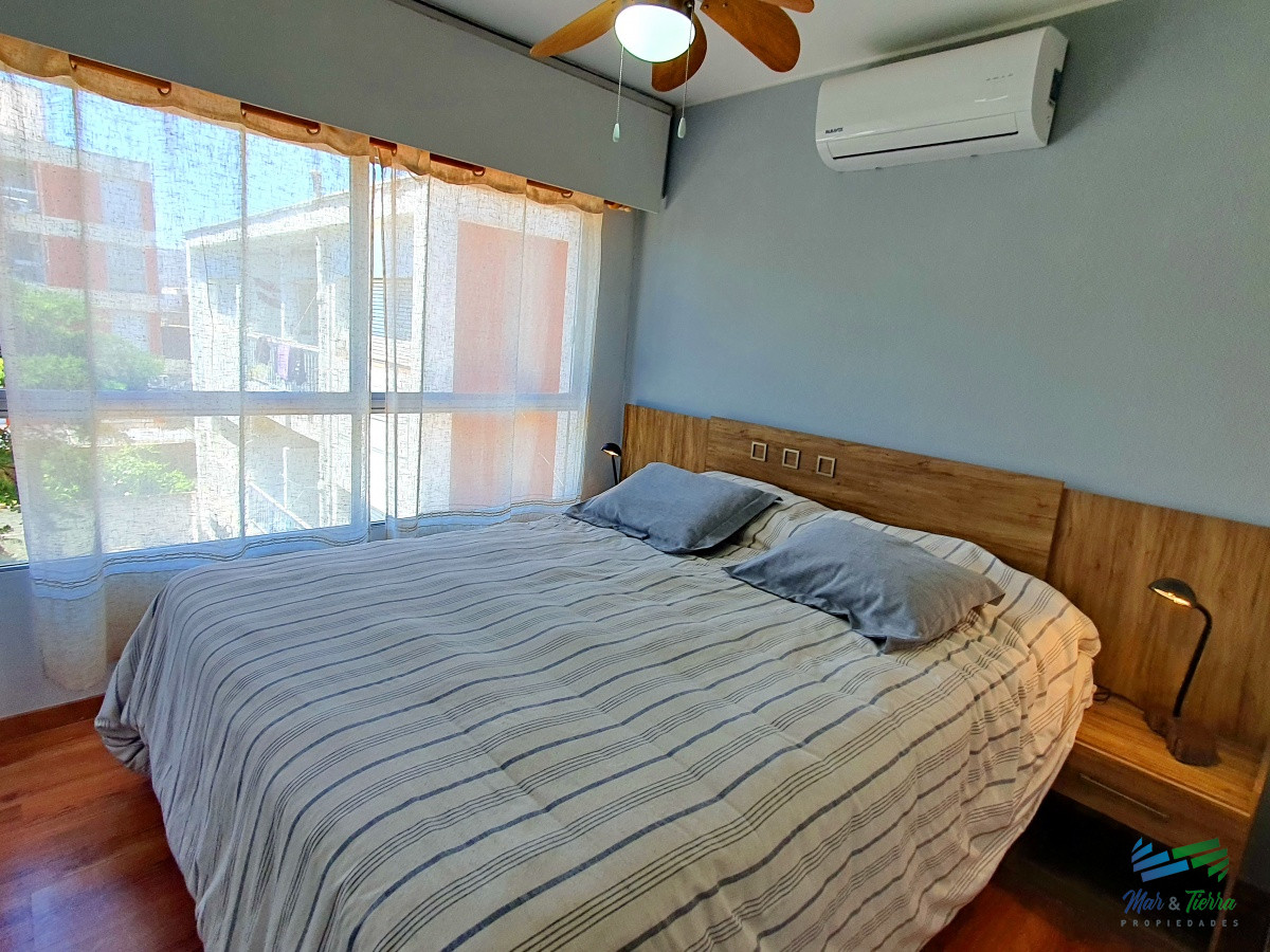 Apartamento ID.775 - Alquilo apartamento 2 dormitorios con parrillero propio en Península, Punta del Este