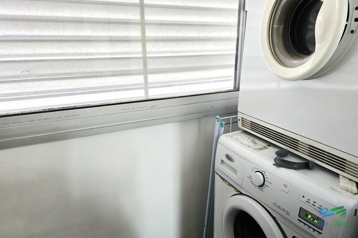 Apartamento ID.5377 - ALQUILER ANUAL, FRENTE LA MANSA, 3 DORMITORIOS COMPLETAMENTE RECICLADO! PUNTA DEL ESTE. 