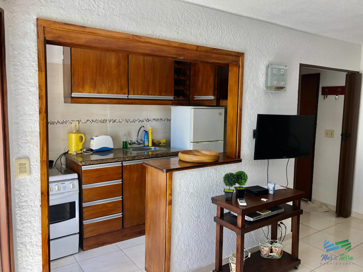 Apartamento ID.2982 - En venta , apartamento muy lindo, reciclado a 100 ms del mar (Brava)