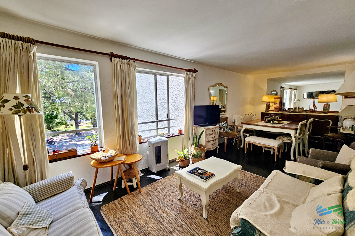 Apartamento ID.4443 - Se alquila apartamento 1 dormitorio con cochera en el puerto de Punta del Este