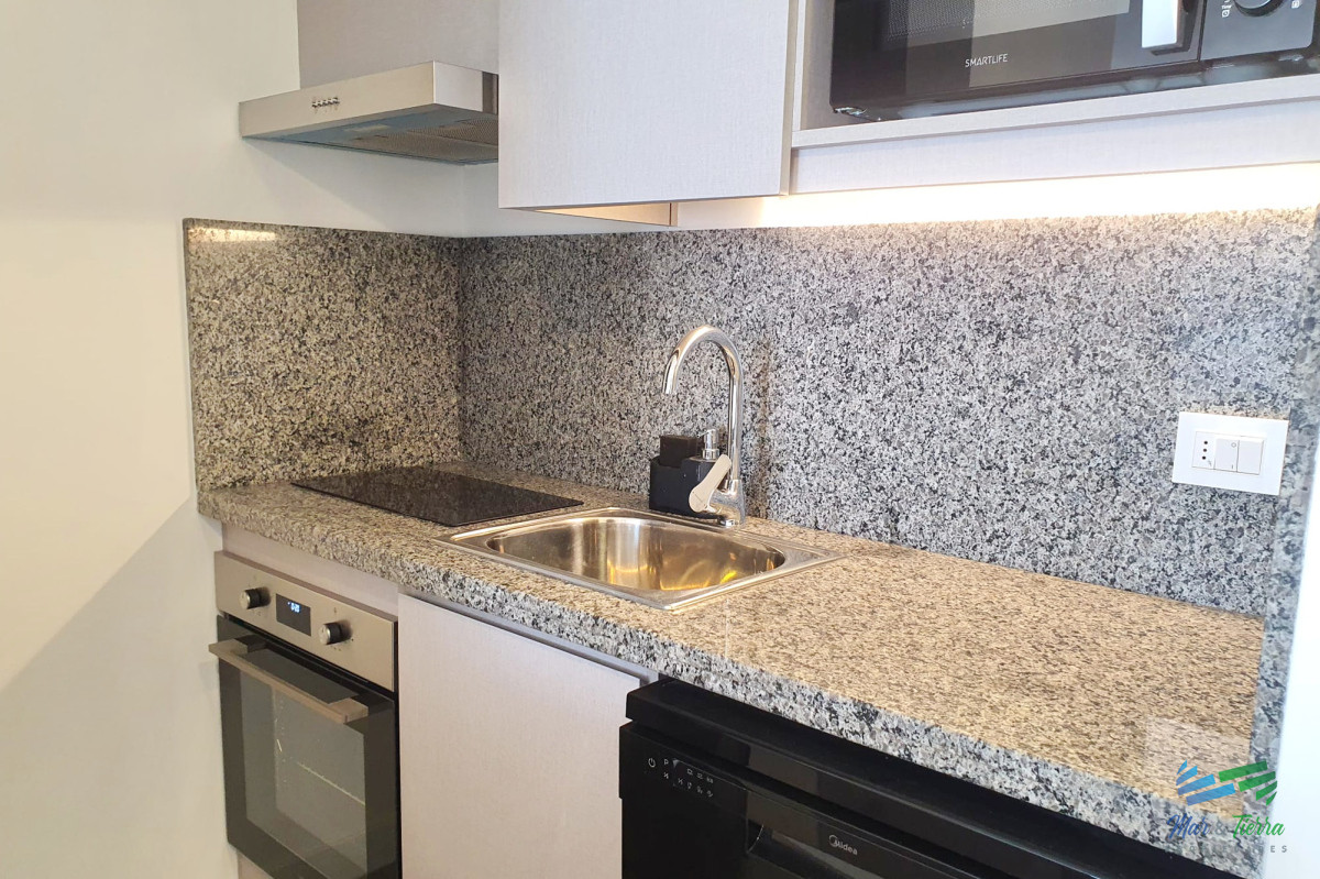 Apartamento ID.4558 - ALQUILER DE VERANO DISPONIBLE 2026, 1 DORMITORIO Y MEDIO, FULL AMENITIES, PUNTA DEL ESTE!