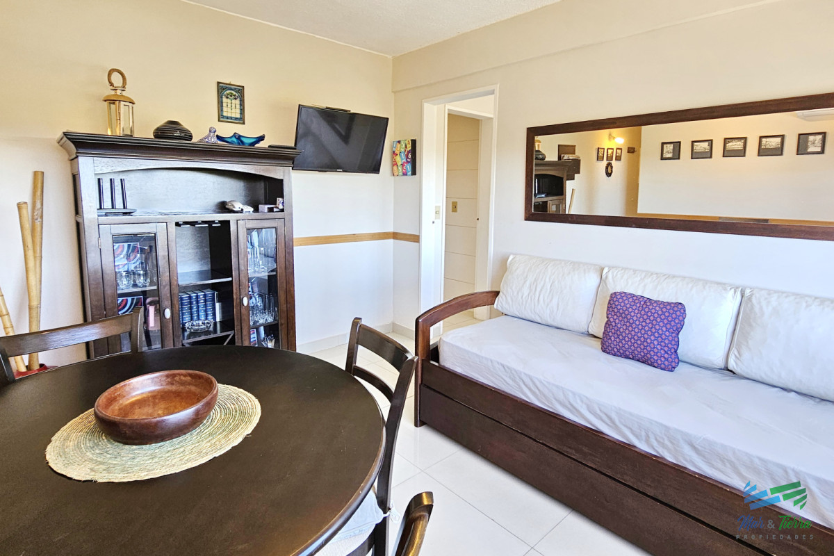 Apartamento ID.5524 - apartamento en alquiler invernal, sobre av.roosevelt, punta del este 