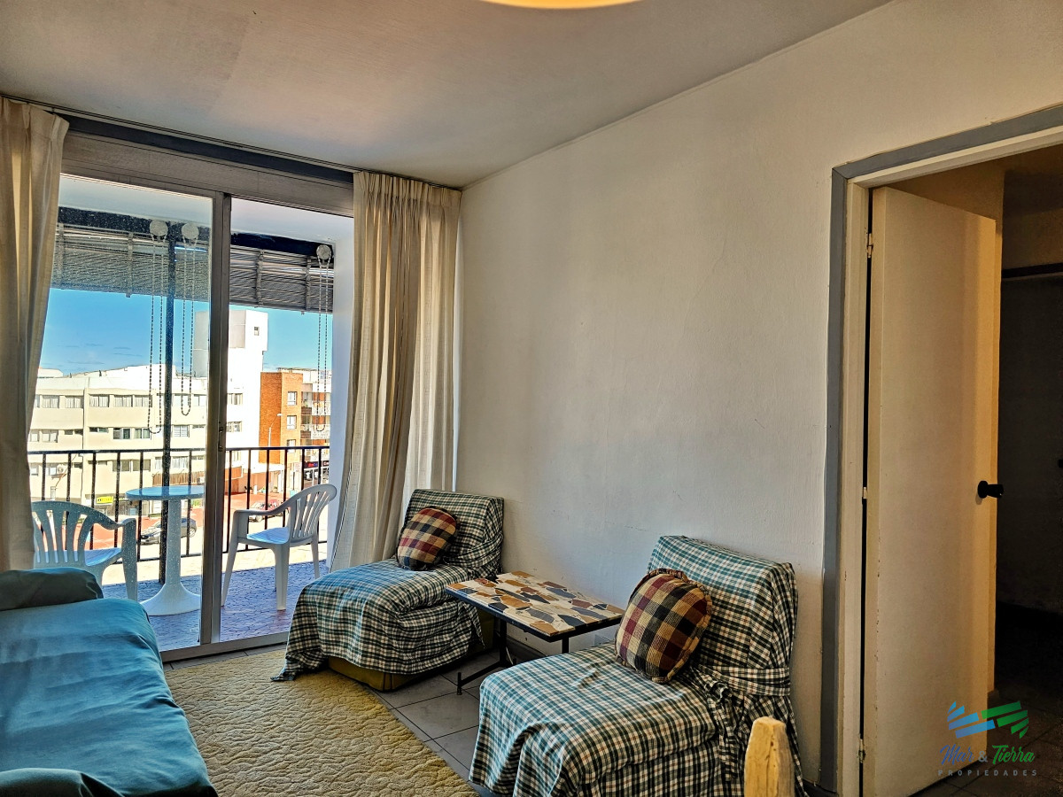 Apartamento ID.4676 - ALQUILER ANUAL DISPONIBLE, PENÍNSULA, DOS DORMITORIOS DOS BAÑOS 