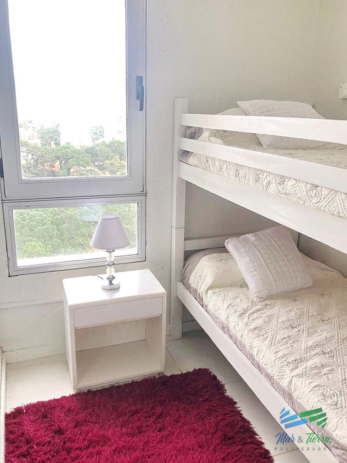 Apartamento ID.5700 - Alquilen en baja temporada 2026 1 y medio dormitorio en Ocean Drive Punta del Este