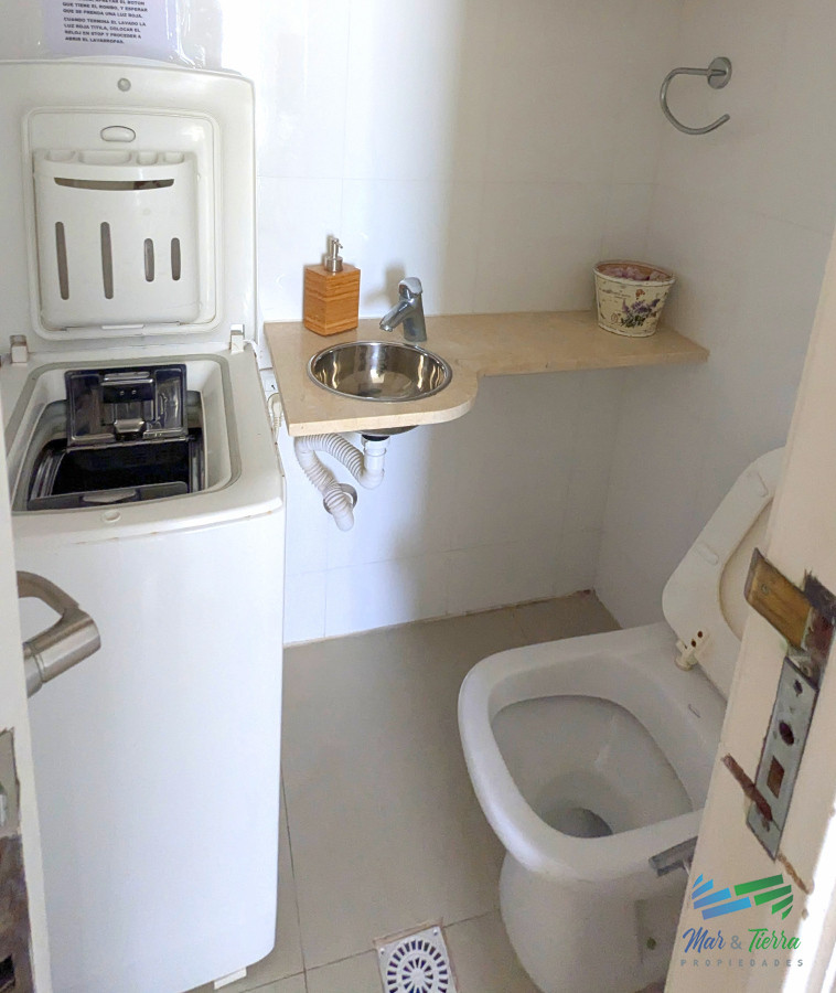 Apartamento ID.654 - Vendo apartamento 2 dormitorios reciclado, Peninsula a pasitos del puerto de Punta del Este