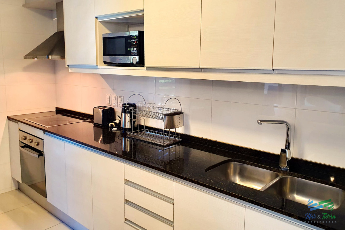 Apartamento ID.5083 - Venta de Apartamento 1 dormitorio sobre Roosevelt Punta del Este 