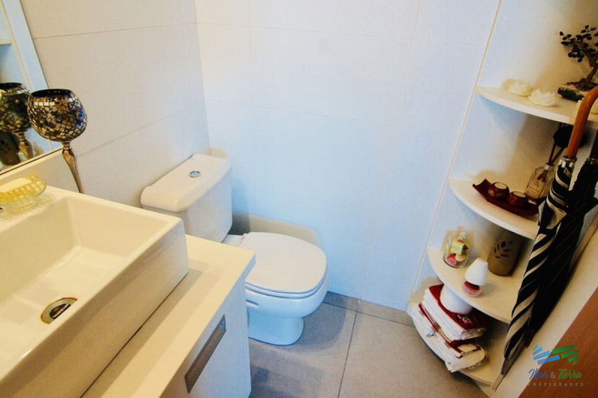 Apartamento ID.2533 - Apartamento 3 dormitorios en venta, Av. Roosevelt, Punta del Este