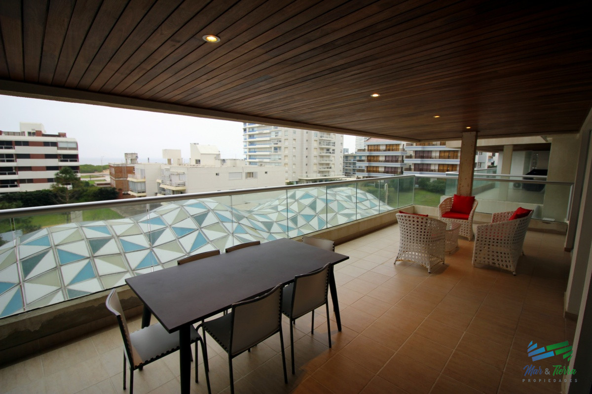 Brava - GoPunta - Portal Inmobiliario de Punta del Este - Maldonado
