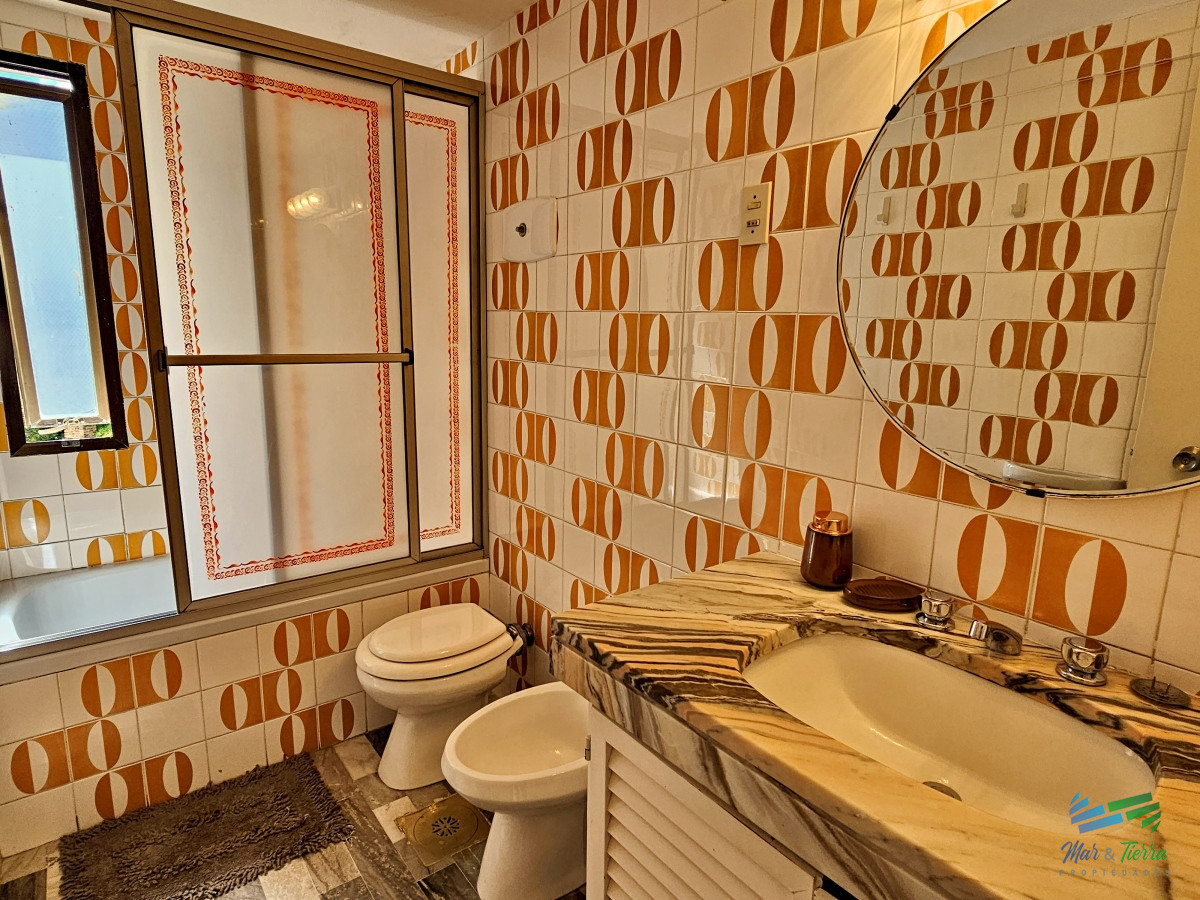 Apartamento ID.4621 - DEPARTAMENTO DE TRES DORMITORIOS EN VENTA, PUNTA DEL ESTE, BRAVA  