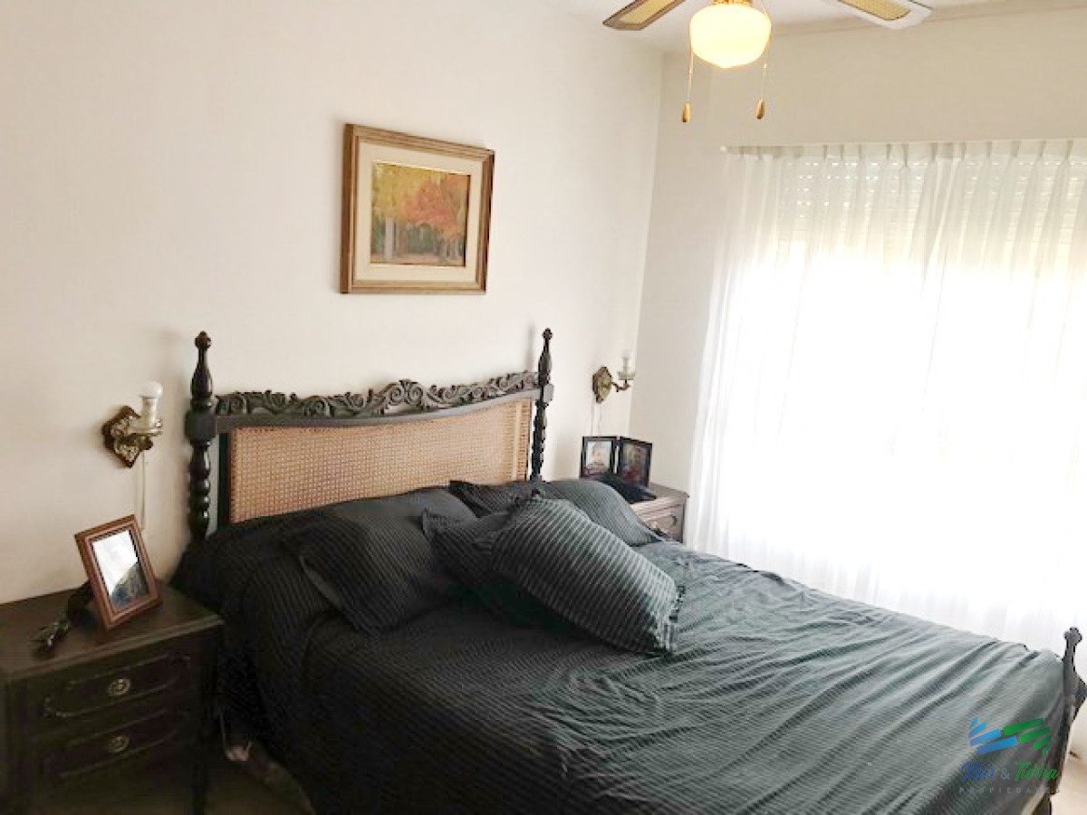 Apartamento ID.2276 - En alquiler apto con excelente ubicación.. a pocos metros del mar y de todos los servicios.