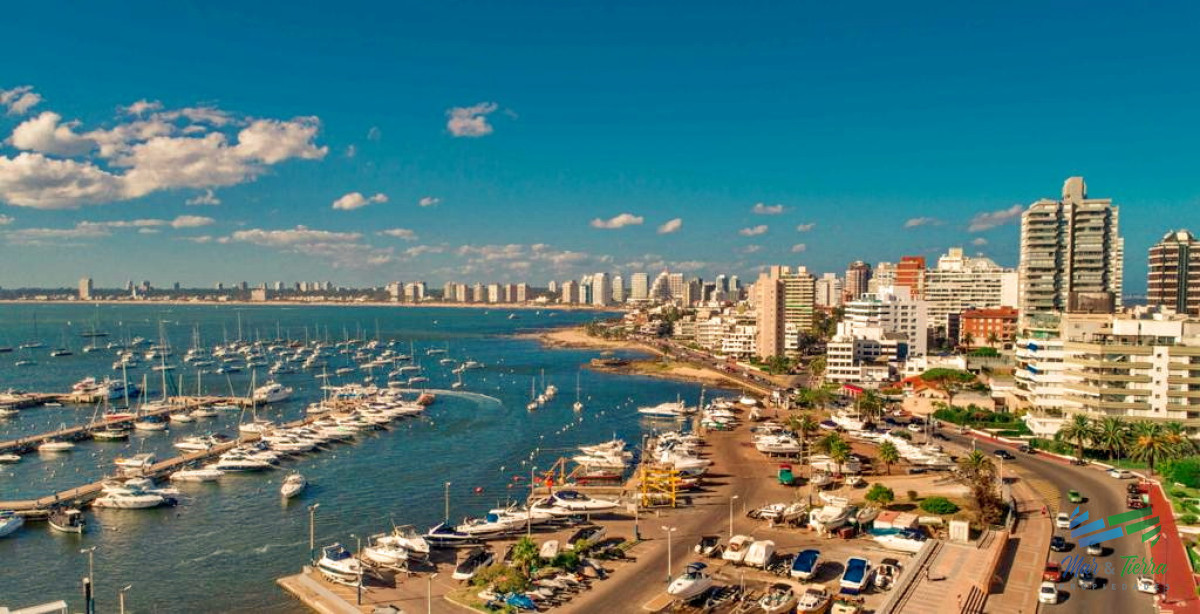 Apartamento ID.3070 - Vendo apartamento frente al puerto, 6 dormitorios, Punta del Este