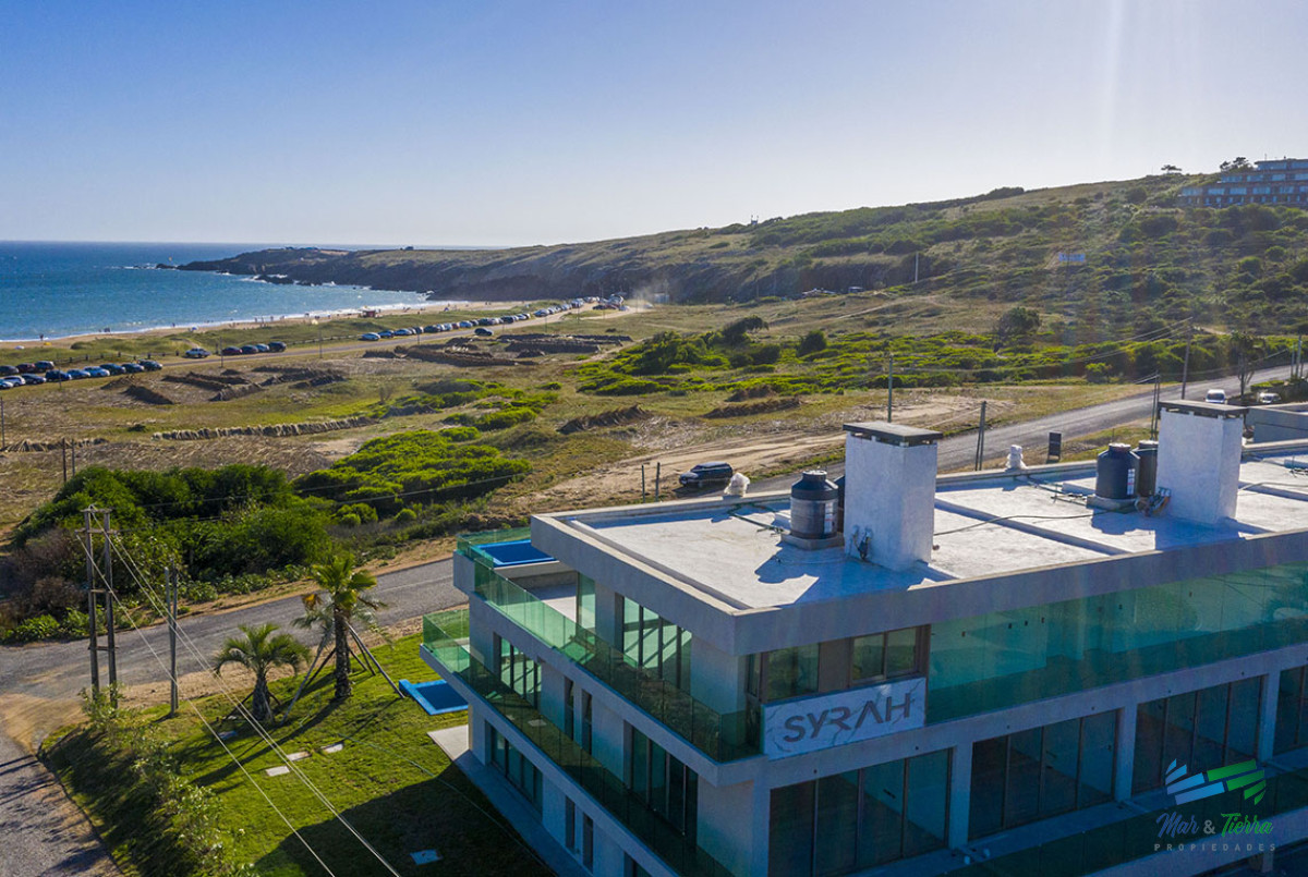 Apartamento ID.4774 - Venta de Studio en Punta Ballena frente a la playa Mansa