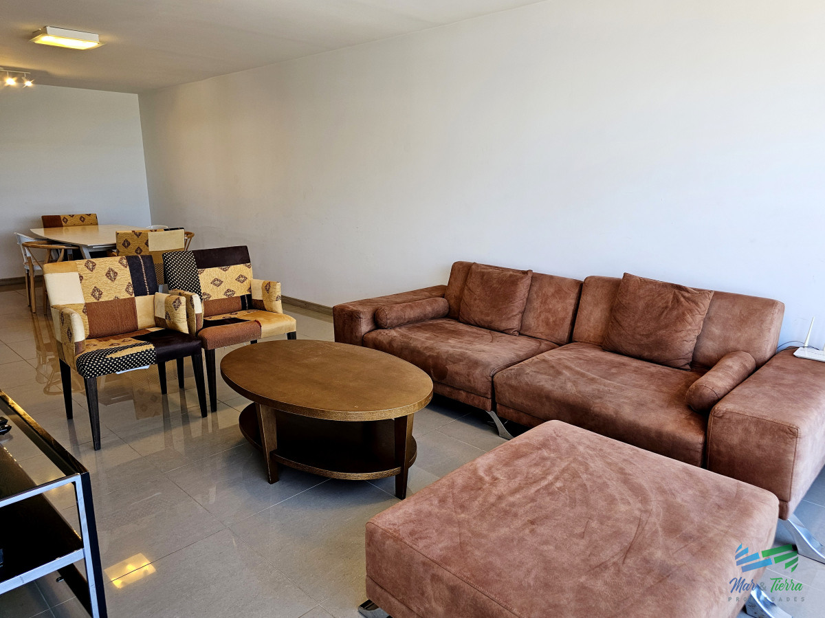 Apartamento ID.4948 - Venta de apartamento a estrenar de 2 suites en playa Brava Punta del Este