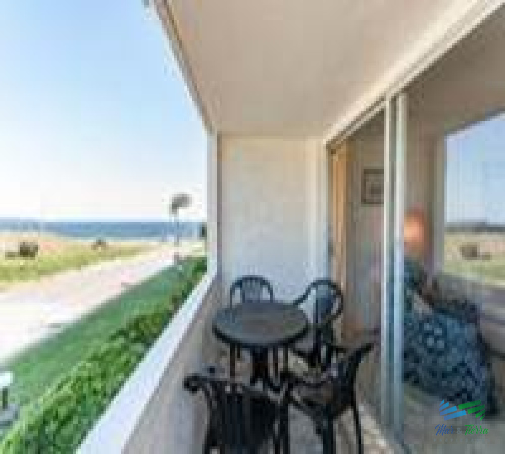Apartamento ID.2644 - Imperdible... apartamento con espectacular vista al mar