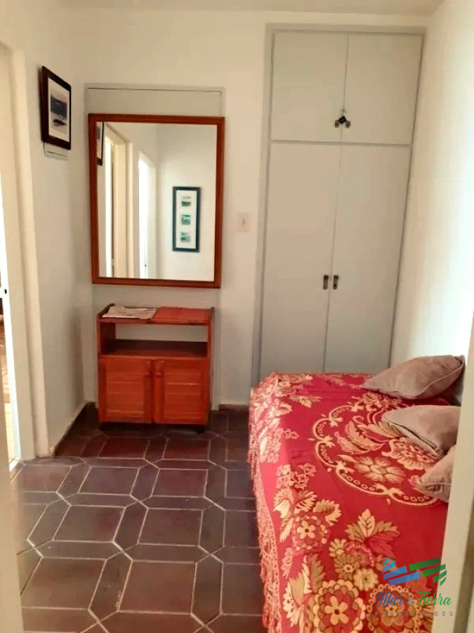 Apartamento ID.3323 - Vendo apartamento de 1 dormitorio y medio, 1 baño y garage. Península, Punta del Este.