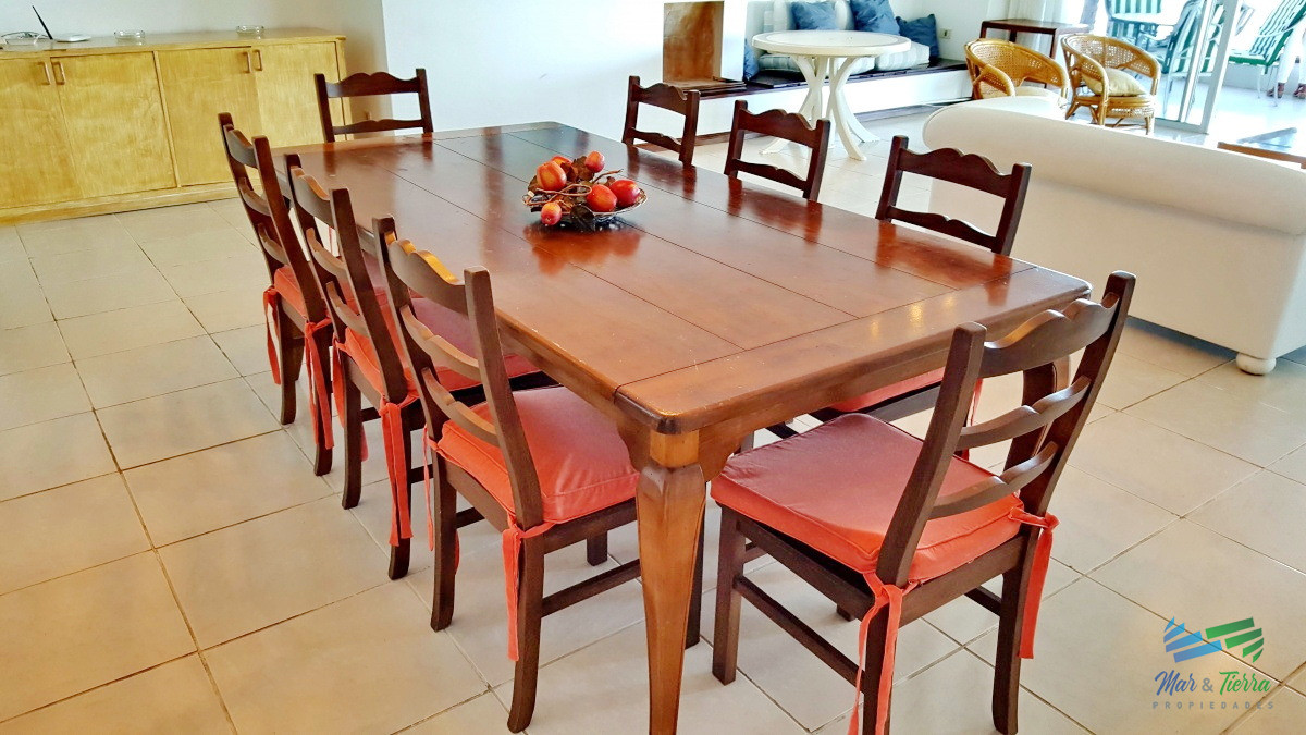 Apartamento ID.1243 - Vendo apartamento 3 dormitorios, frente al mar en Peninsula, Punta del Este