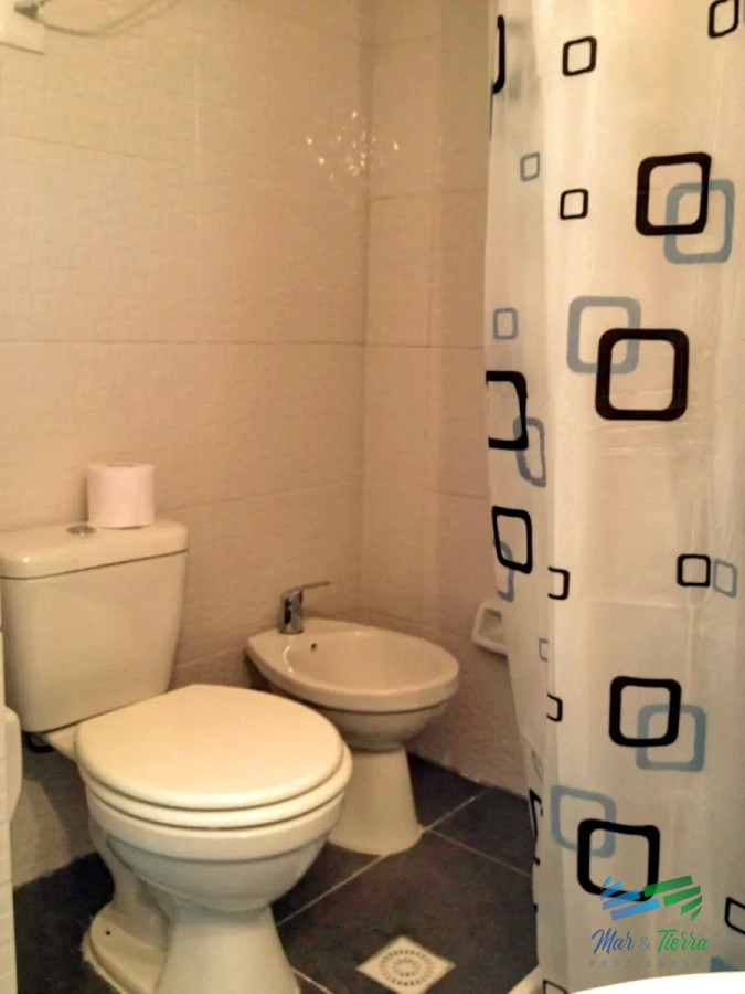 Apartamento ID.3194 - Vendo apartamento de 1 dormitorio y garage. Península, Punta del Este.