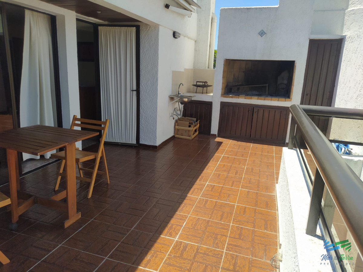 Apartamento ID.3747 - Apartamento tipo Penthouse de 3 dormitorios, Playa Mansa, Punta del Este