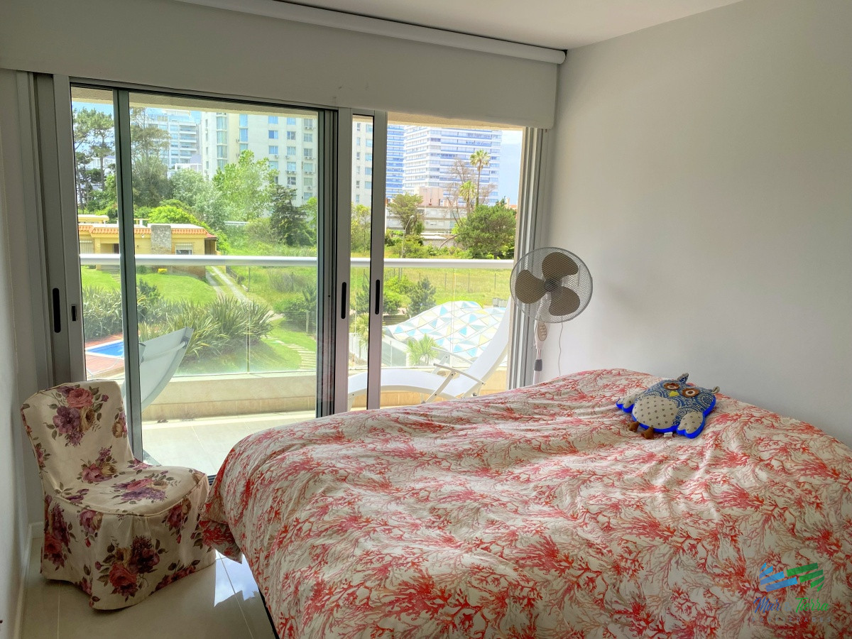 Apartamento ID.3923 - Venta Alquiler apartamento 3 dormitorios 2 baños playa brava punta del este