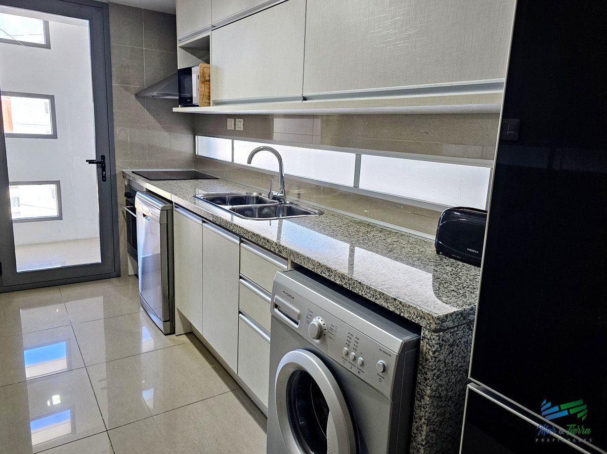 Apartamento ID.4948 - Venta de apartamento a estrenar de 2 suites en playa Brava Punta del Este