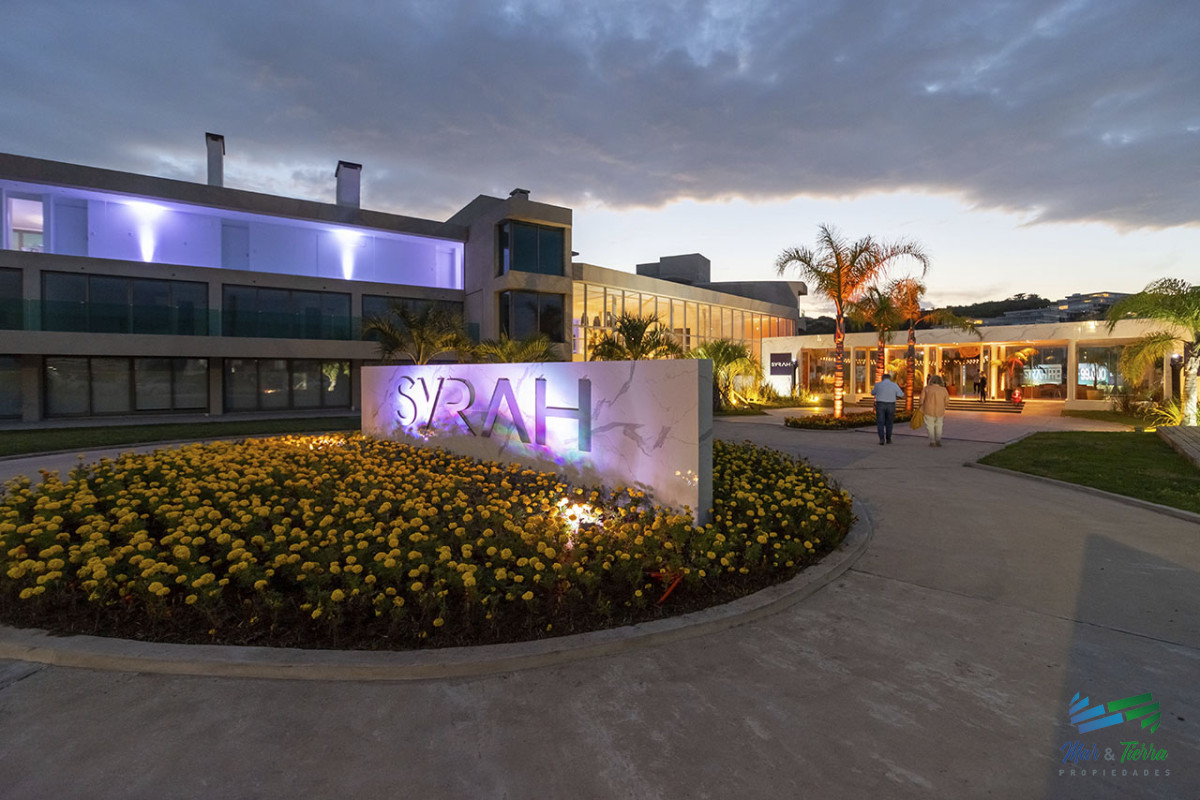 Apartamento ID.4774 - Venta de Studio en Punta Ballena frente a la playa Mansa