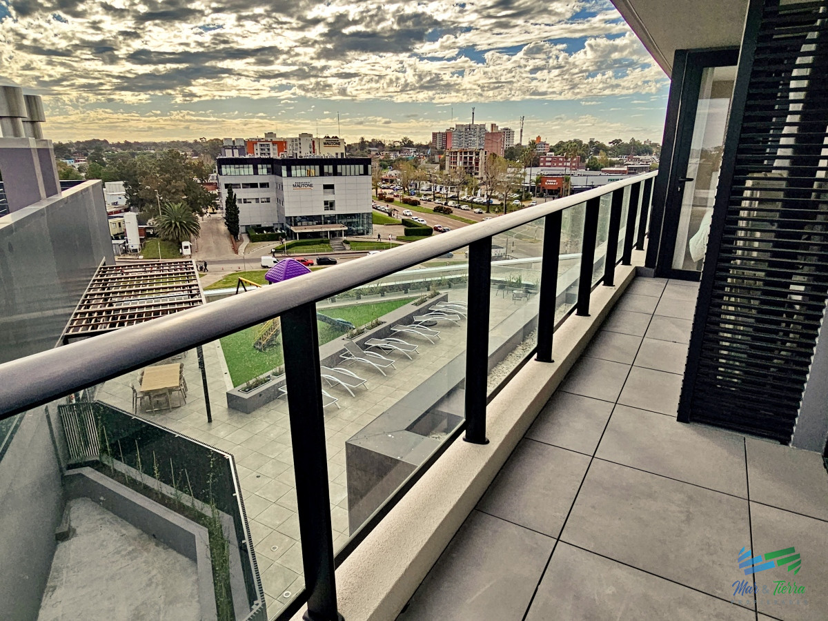 Apartamento ID.4703 - Venta de apartamento 3 dormitorios en complejo Atlántico, Maldonado, Punta del Este.
