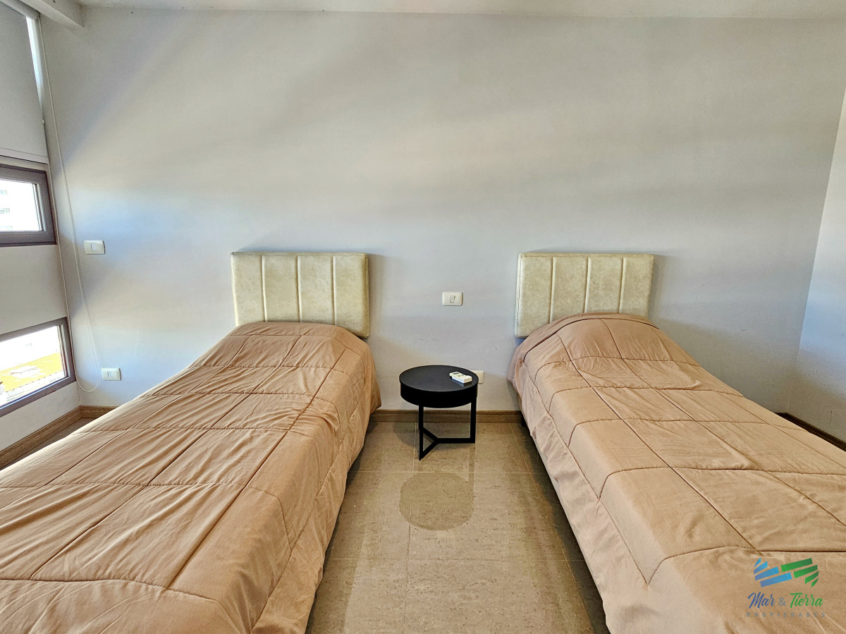 Apartamento ID.4952 - Venta de apartamento 2 dormitorios en Onix Punta del este playa Brava 