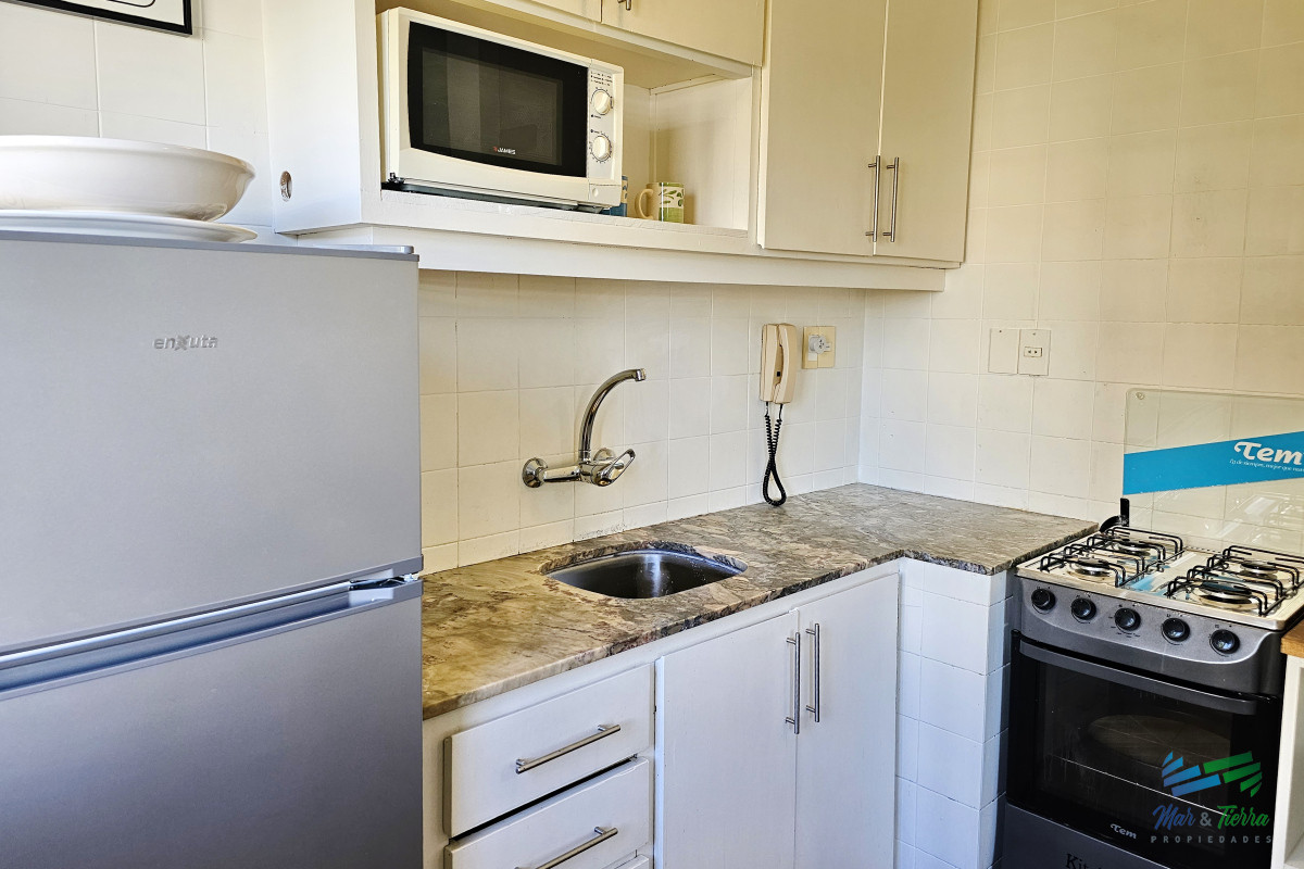 Apartamento ID.96 - En venta apartamento 1 dormitorio en Penisula, Punta del Este