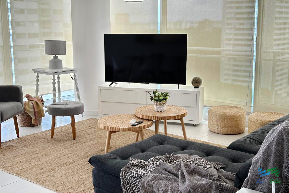 Apartamento ID.5097 - APARTAMENTO DOS DORMITORIOS, MODERNO, ALQUILER INVERNAL, SOBRE AV. ROOSEVELT, PUNTA DEL ESTE. 