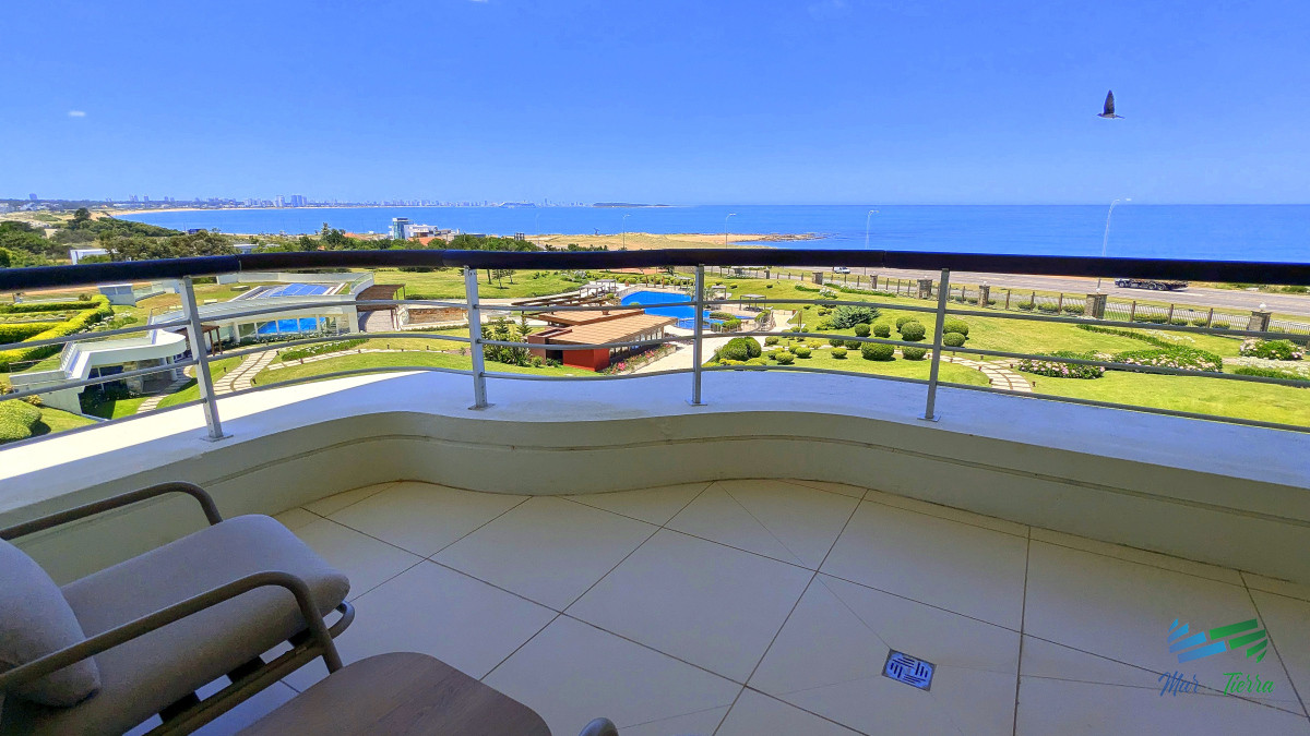 Apartamento ID.4211 - Venta de Apartamento 4 DORMITORIOS con vista al mar en VERAMANSA